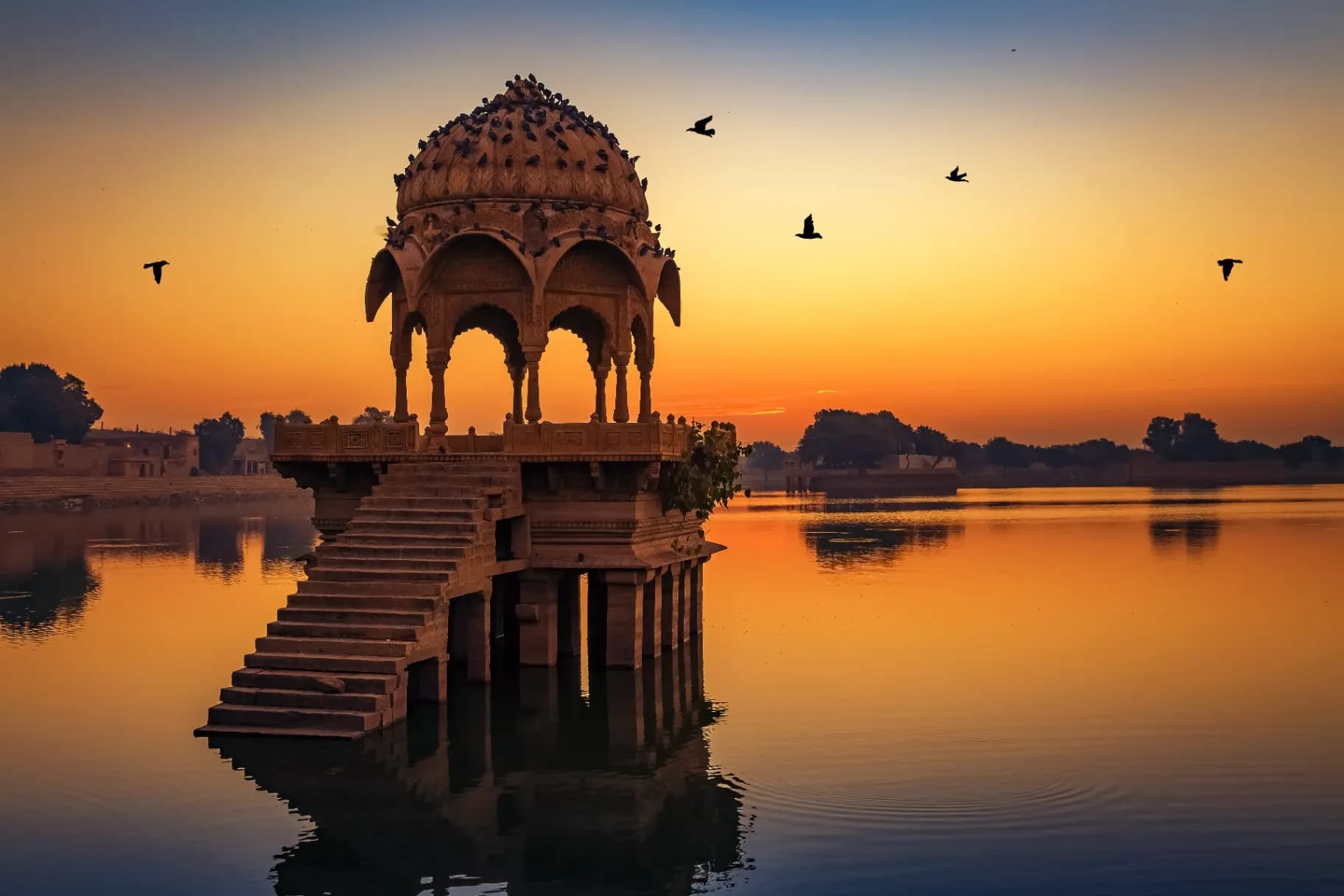 Gadisar Lake