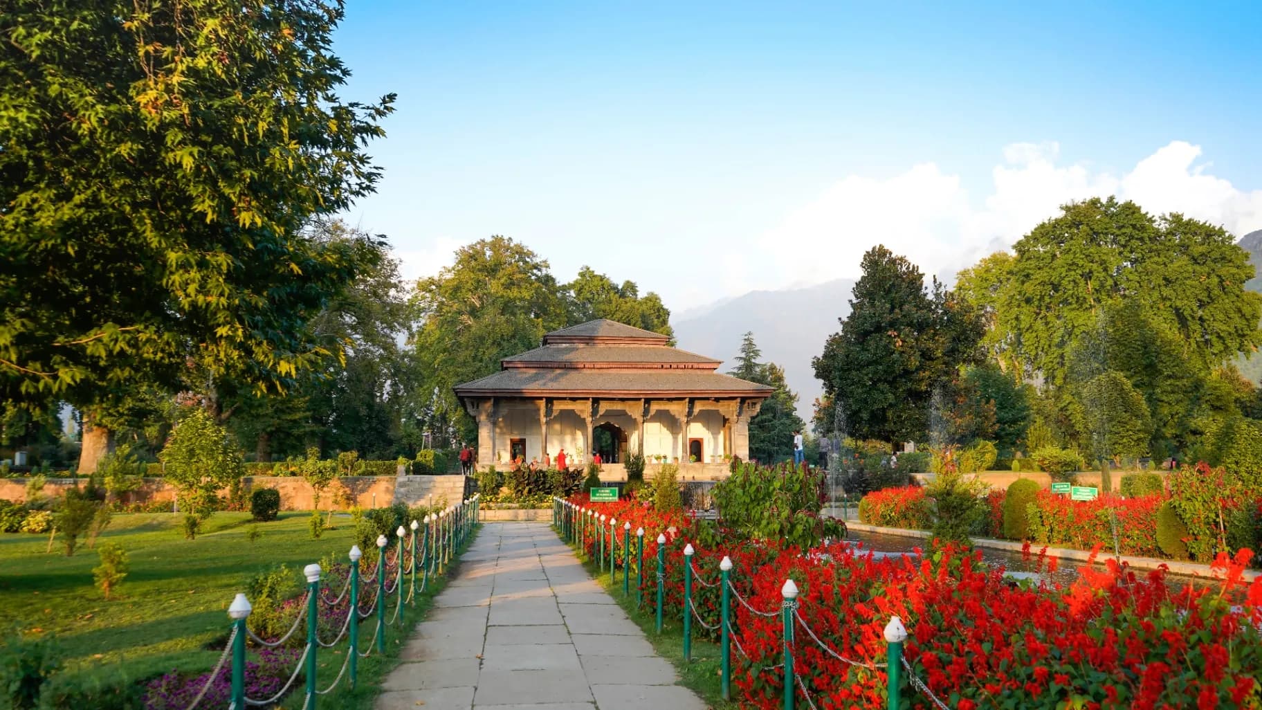 Shalimar Garden Sringar