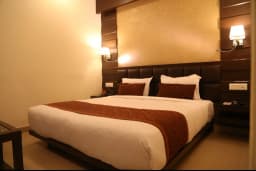 Hotel Metro Heights