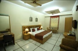 Hotel Singh Sahib