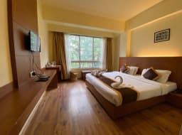 Daksha Tarayana Grand Hotel