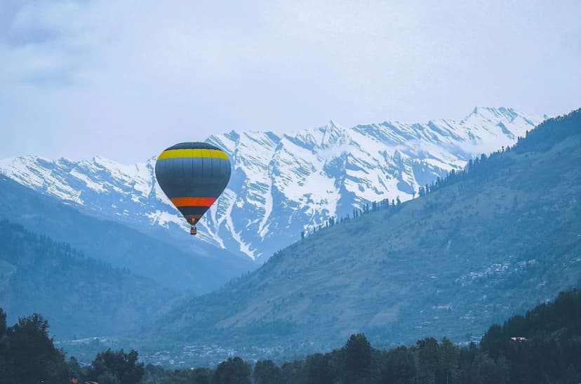 Ahmedabad - Jaisalmer - Amritsar - Manali - Kasol (Grahan Village) - Delhi - Agra